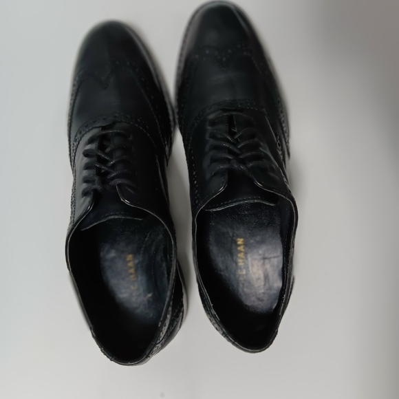 Ladies Cole Haan Leather Wingtip Oxford . Size 7.5 - Picture 7 of 10